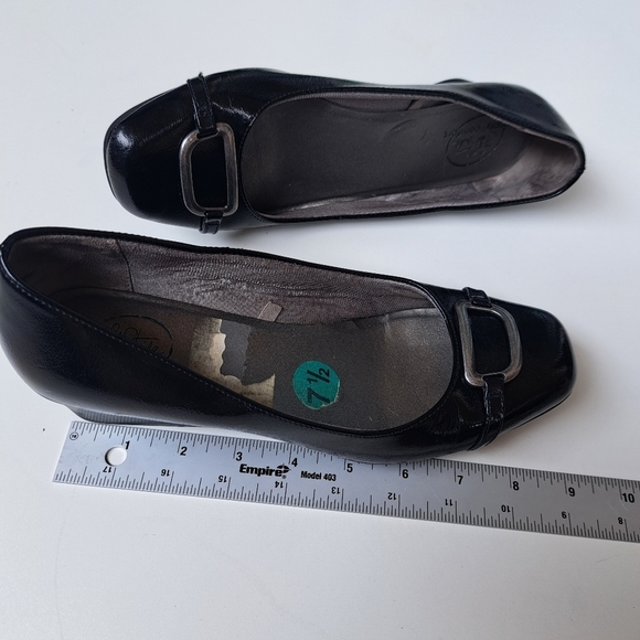 Life stride Simply Comfort‎ women's patent leather shoes Size 7 1/2 - Picture 12 of 12